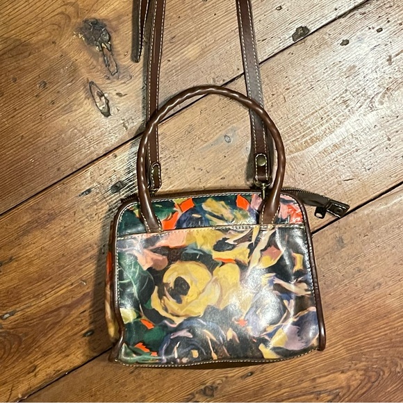 Patricia Nash Cross body top handled bag in English garden. - Picture 9 of 14